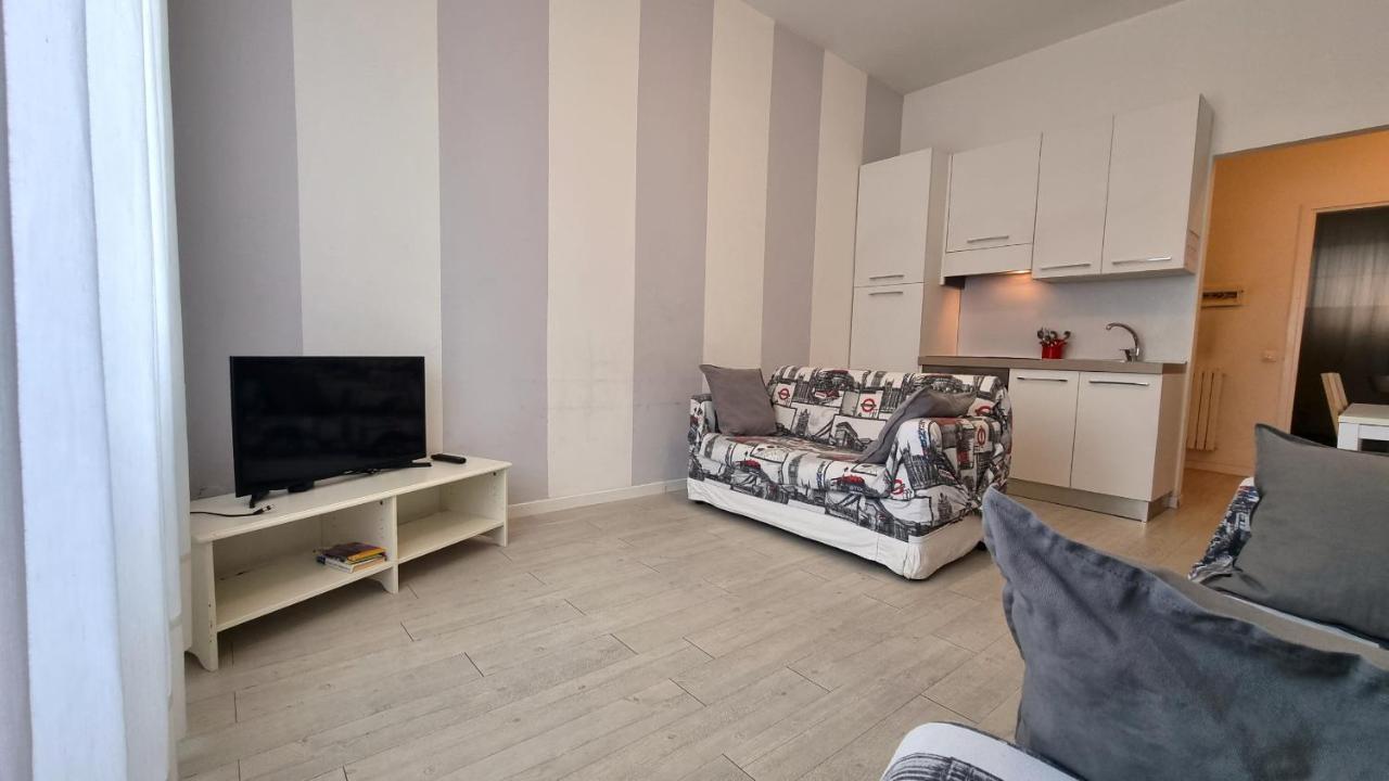 Appartement Affittimoderni Milano White Extérieur photo
